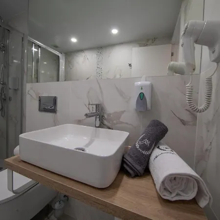 Ponderosa 807, Americas, One Bedroom With Large Terrace And Ocean View, Next To Siam Park شقة *